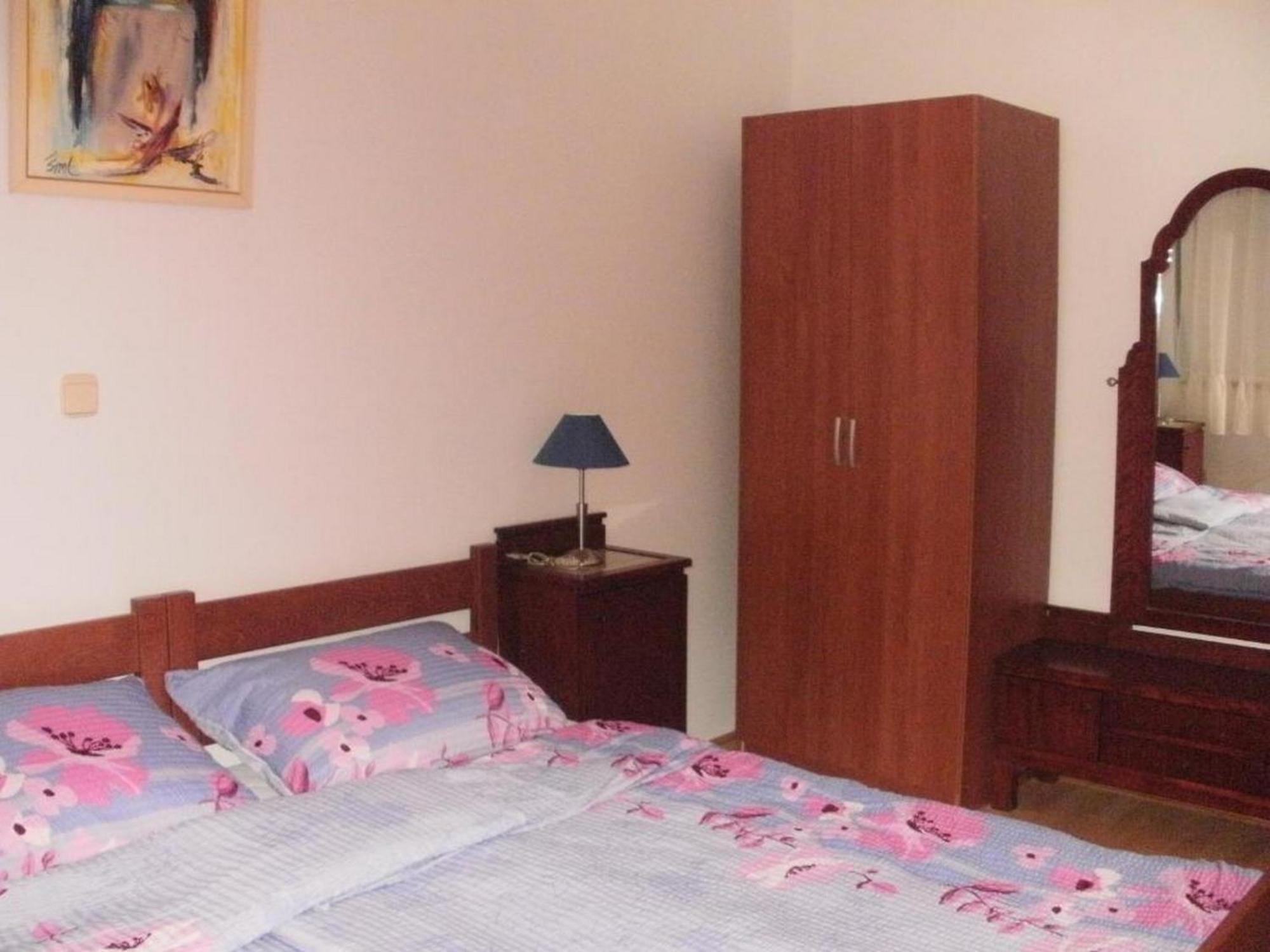 Apartments Vala Vinišće Habitación foto